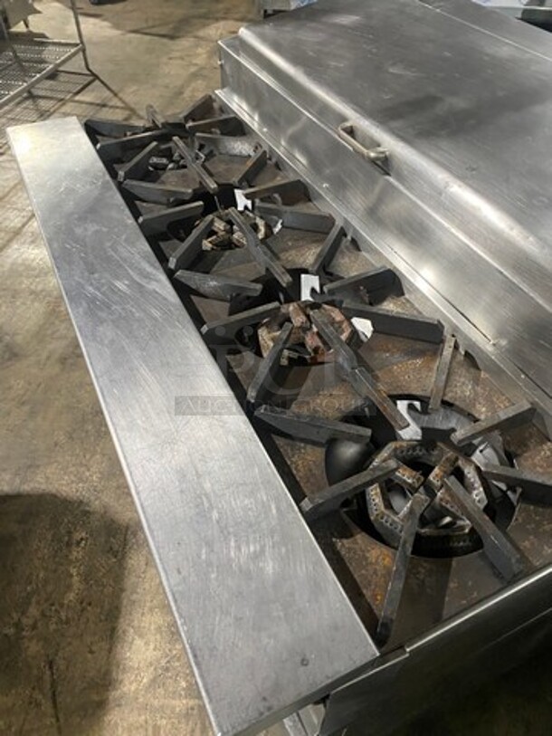 GREAT! RARE FIND Jade Range Commercial Natural Gas Powered 4 Burner Stove! With Refrigerated Prep Table on Top! With 2 Drawer Refrigerated Storage Space Underneath! All Stainless Steel! On Casters! Condenser Model M4PHA035IAP2! 115V! - Image 7 of 12