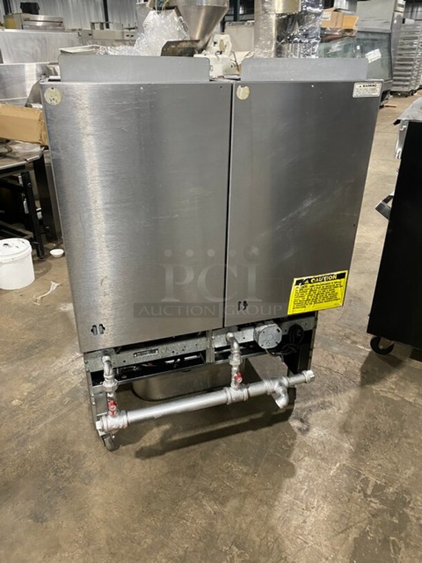 NICE! LATE MODEL! Vulcan Commercial Natural Gas Powered 2 Bay Deep Fat Fryer! With Backsplash! With Oil Filter System! All Stainless Steel! With 4 Frying Baskets! On Casters! Model: 2GR45MF SN: 48-1650173! Working When Removed! - Image 4 of 9