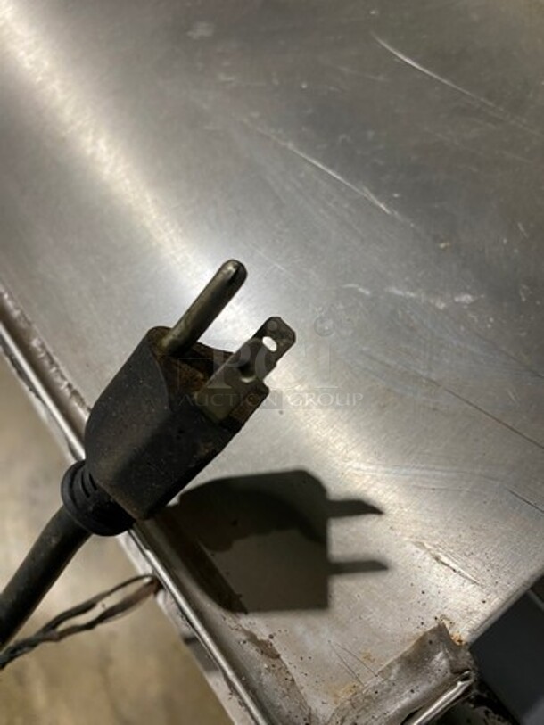 Leader Commercial 3 Door Beer Cooler! Solid Stainless Steel! Model: ESBC72SC SN: NQ10S1410 115V 60HZ 1 Phase - Image 9 of 9