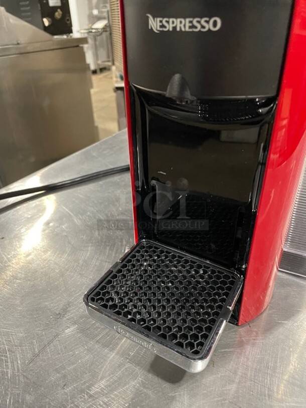 Nespresso Countertop Coffee Maker! Model ENV135R Serial 80426s300075! 120V! - Image 6 of 9