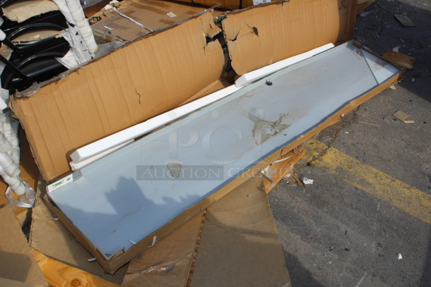 BRAND NEW SCRATCH & DENT! Regency 600WS1584 18 Gauge Stainless Steel 15" x 84" Solid Wall Shelf. Unit is dented. - Image 3 of 6