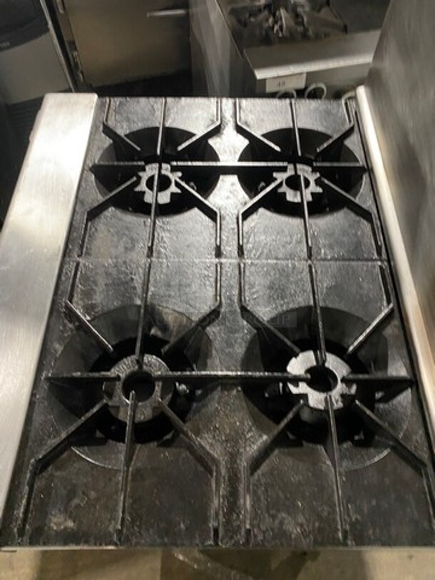 Imperial Commercial Natural Gas Powered 4 Burner Stove! With Raised Back Splash! With Oven Underneath! All Stainless Steel! On Casters! - Image 5 of 9