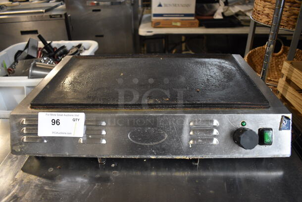 Stainless Steel Commercial Countertop Electric Powered Flat Top Griddle. 115 Volts, 1 Phase.