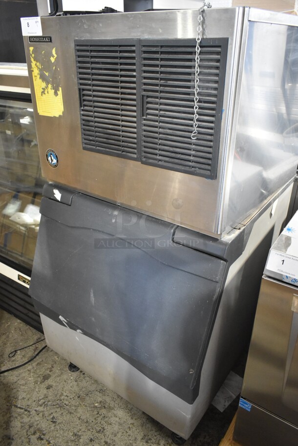 Hoshizaki KML-250MAH Stainless Steel Ice Head on Scotsman B330P Commercial Ice Bin. 115 Volts, 1 Phase.  - Image 1 of 11
