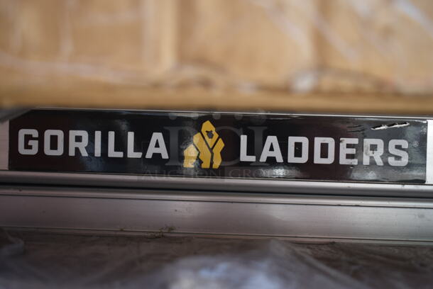 BRAND NEW SCRATCH AND DENT! Gorilla Ladders GLA-4XT-3 4.5' Aluminum Ladder - Image 2 of 3