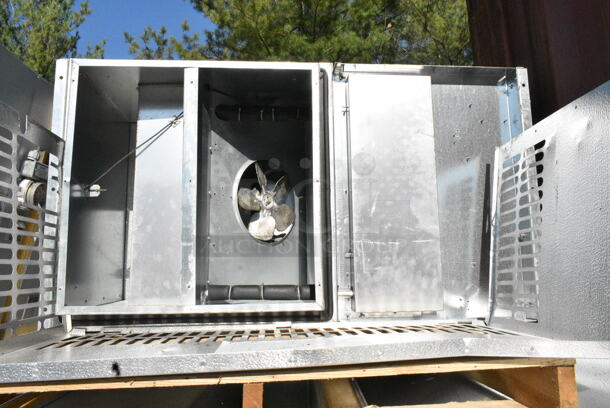 2 SELF CONTAINED Tafco Walk In Boxes That Make 1 Combo Walk In Box. 2 Times Your Bid!  - Image 10 of 11