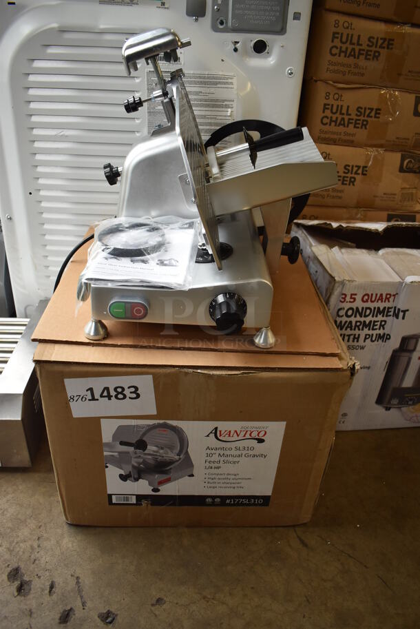 BRAND NEW IN BOX! Avantco 177SL310 Stainless Steel Commercial Countertop Meat Slicer w/ Blade Sharpener. 115 Volts, 1 Phase. 16x19x14. Tested and Working! - Image 3 of 6