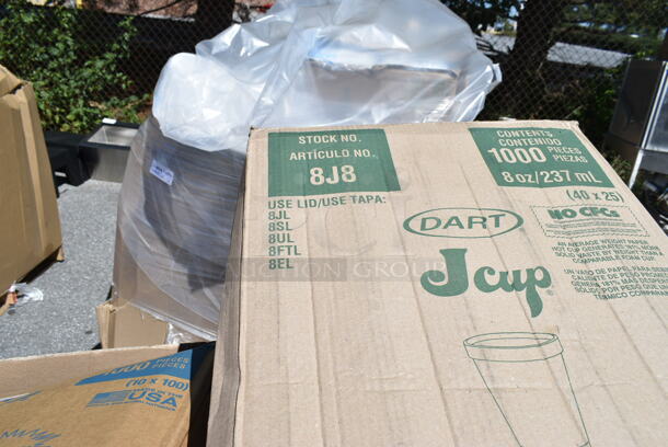 PALLET LOT of 15 BRAND NEW Boxes Including 2 Box 500TO10103C3 Choice Microwavable Plastic Hinged Container, 176FT1014BL Choice 10" x 14" Blue Plastic Fast Food Tray - 24/Case, Dart 8J8 8 oz. White Customizable Foam Cup, 130WSPOON Choice Medium Weight White Plastic Teaspoon - 1000/Case, Solo Ultra Clear Plastic Squat Cold Cup, 612FTL1230 Choice Foil Steam Table Pan Lid - Third Size - 100/Case, Edlund 12100 Old Reliable® #2® Manual Can Opener with Plated Steel Base. 15 Times Your Bid!  - Image 6 of 12