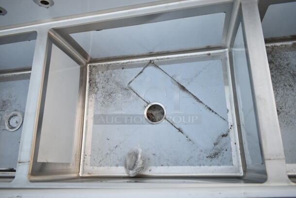 BRAND NEW SCRATCH AND DENT! Regency Spec Line Stainless Steel Commercial 3 Bay Sink w/ Dual Drain Boards. Bays 30x23.5x14. Drain Boards 22.5x25 - Image 5 of 10