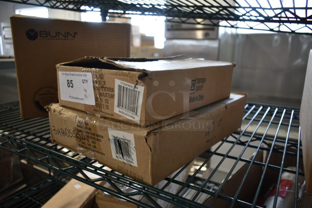 2 Boxes of BRAND NEW Poly Plates. 2 Times Your Bid! - Image 2 of 5