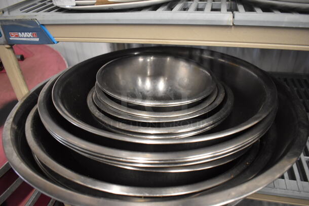 21 Various Metal Bowls. Includes 22x22x7.5. 21 Times Your Bid! - Image 2 of 3