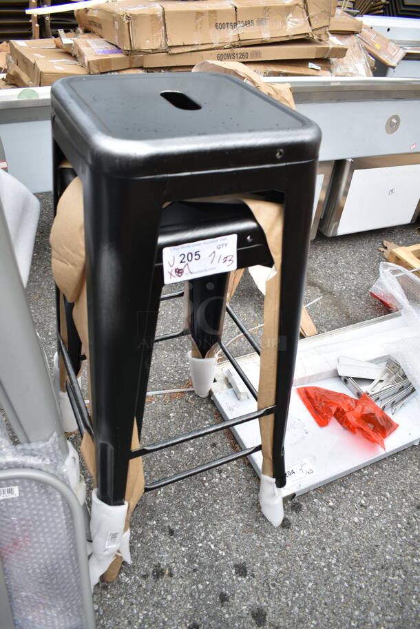 7 Various BRAND NEW SCRATCH AND DENT! Metal Bar Height Stools w/ 6 Back Rests; 2 Black, 3 Gray and 2 Seafoam Blue. 7 Times Your Bid! - Image 4 of 12
