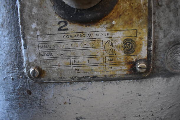 Hobart H-600 Metal Commercial Floor Style 60 Quart Planetary Dough Mixer w/ Stainless Steel Mixing Bowl, Paddle and Balloon Whisk Attachment. 230 Volts, 1 Phase. 28x38x56 - Image 6 of 6