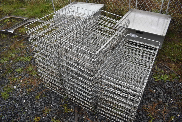 ALL ONE MONEY! Lot of 33 Metal Wire Baskets. 13x25.5x2.5 - Image 5 of 5