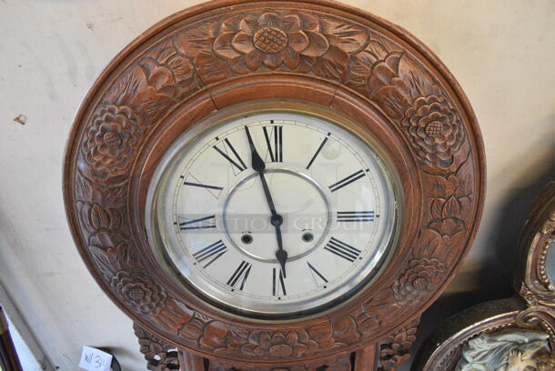 Wooden Clock.  - Image 3 of 6