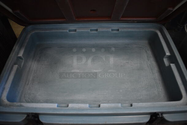 Cambro 125MPC Poly Insulated Food Carrying Case. 24x16x7 - Image 3 of 6