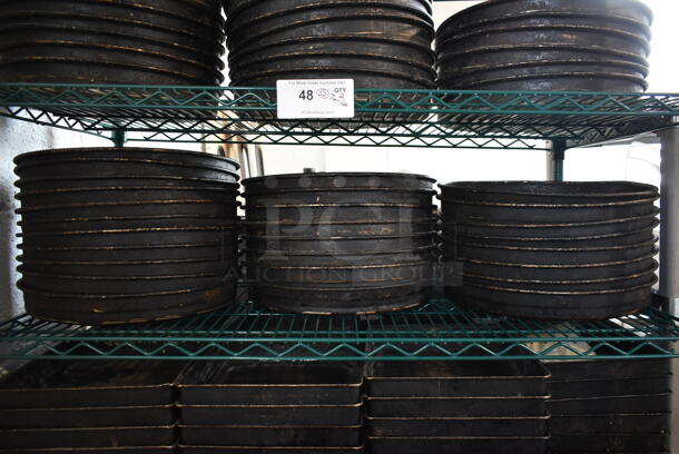 ALL ONE MONEY! Two Tier Lot of 52 Metal Round Baking Pans. - Image 3 of 5