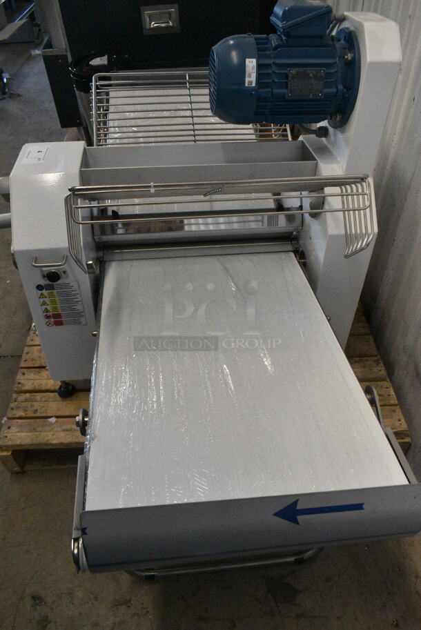 BRAND NEW SCRATCH AND DENT! 2024 Doyon LSA516 Metal Commercial Countertop 63" Reversible Dough Sheeter. 120 Volts, 1 Phase. Tested and Working! - Image 6 of 8