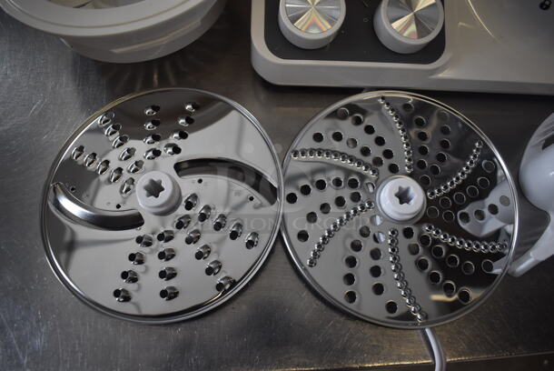 IN ORIGINAL BOX! Nutrichef NCFP8 Metal Countertop Food Processor w/ 2 Grating Blades and S Blade. 120 Volts, 1 Phase. 15x9x15 - Image 5 of 9