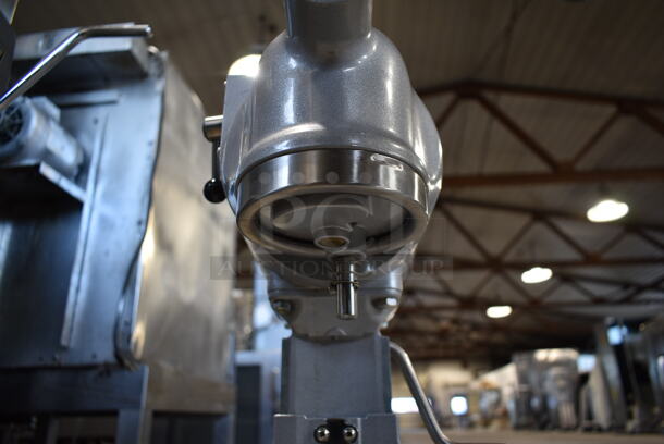 Hobart N50 Metal Commercial Countertop 5 Quart Planetary Dough Mixer. 100-120 Volts, 1 Phase. Tested and Working! - Image 4 of 7