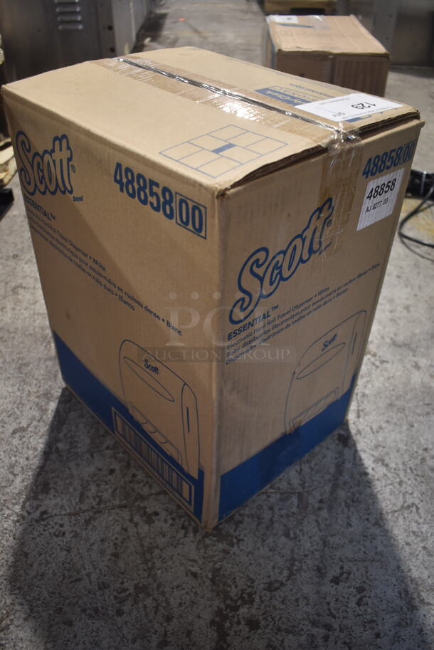 BRAND NEW IN BOX! Scott 48858 Poly Wall Mount Paper Towel Dispenser. - Image 3 of 3