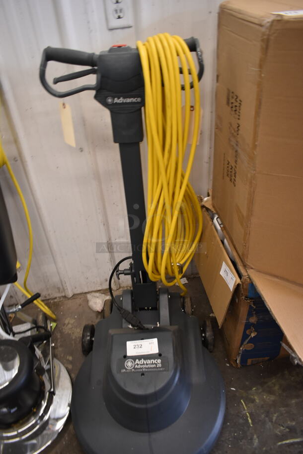 BRAND NEW SCRATCH AND DENT! Advance Advolution 20 01510A 20" Corded Electric Floor Burnisher - 1,500 RPM. Tested and Working! - Image 2 of 7