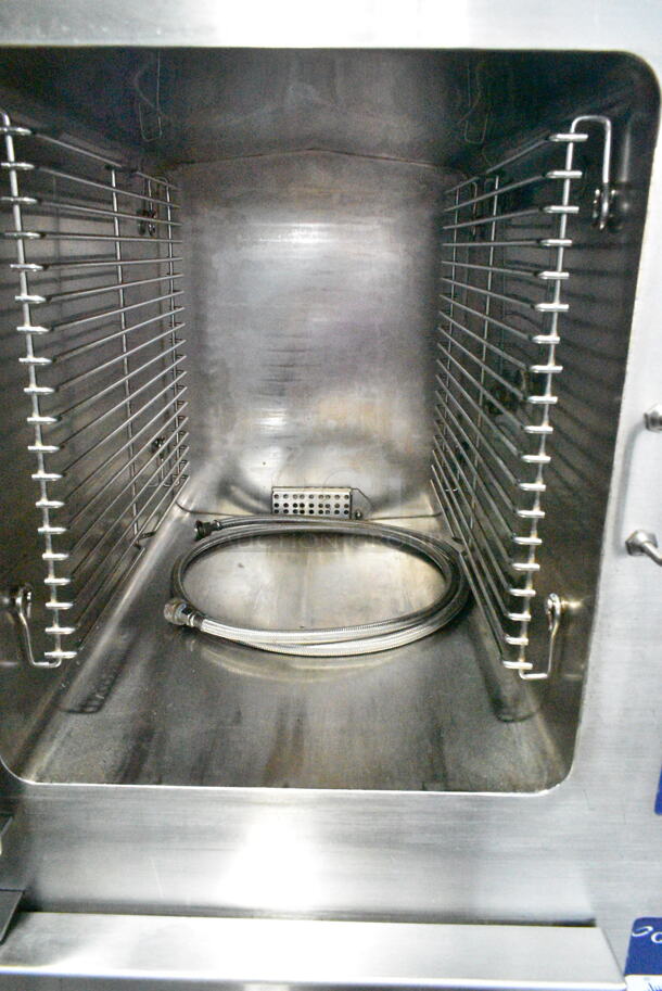 Cleveland 24CGA10 SteamCraft Ultra 10 Stainless Steel Commercial Natural Gas Powered 2 Deck Steam Cabinet. 125,000 BTU.  - Image 3 of 8