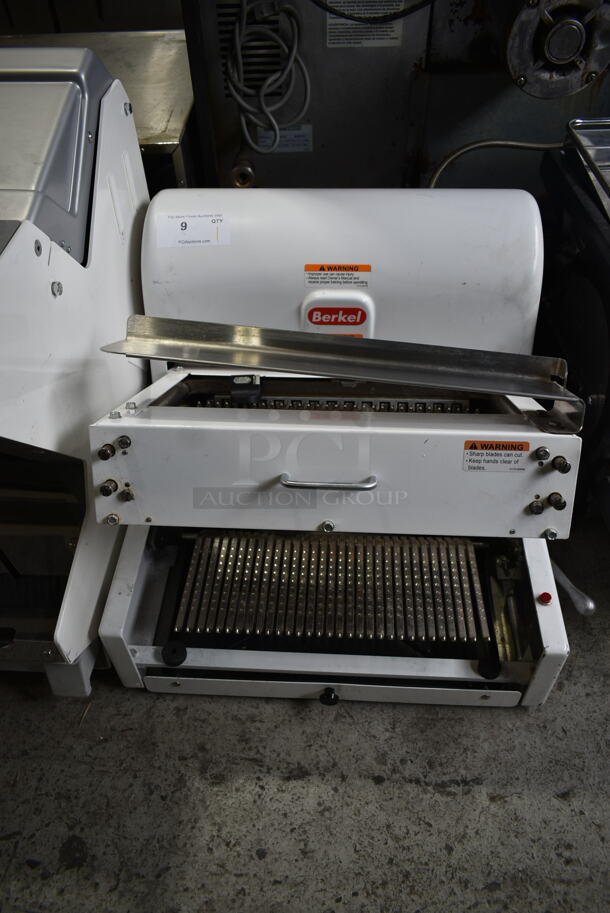 Berkel MB 1/2 Metal Commercial Countertop Bread Loaf Slicer. 115 Volts, 1 Phase. Tested and Working!
