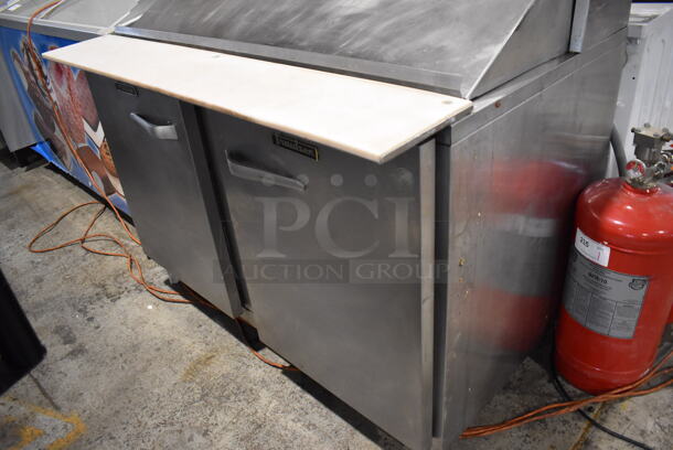 Traulsen UPT4818-LB Stainless Steel Commercial Sandwich Salad Prep Table Bain Marie Mega Top on Commercial Casters. 115 Volts, 1 Phase. 48x34x44. Tested and Working! - Image 3 of 8