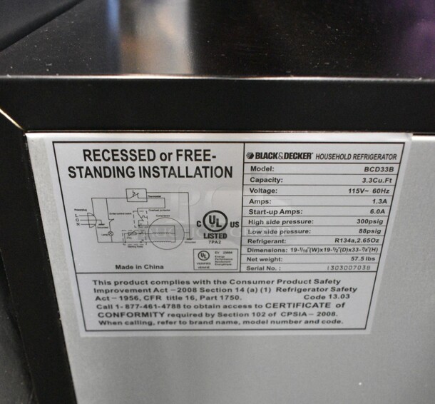 Black & Decker BCD33B Metal Mini Cooler w/ Freezer. 115 Volts, 1 Phase. Tested and Powers On But Does Not Get Cold - Image 6 of 6