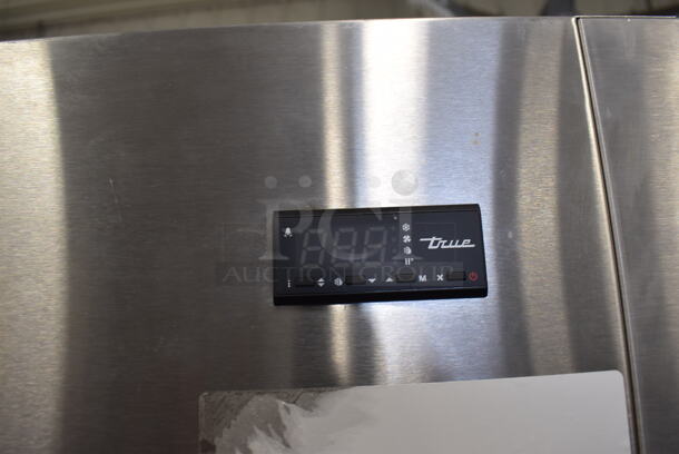 2018 True TG1R-1S-HC ENERGY STAR Stainless Steel Commercial Single Door Reach In Cooler w/ Poly Coated Racks on Commercial Casters. 115 Volts, 1 Phase. 29x35x83. Tested and Working! - Image 7 of 7