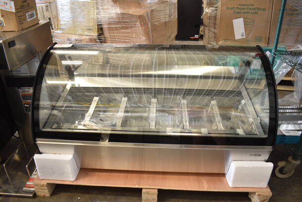 BRAND NEW SCRATCH AND DENT! KoolMore KM-CGD-6P Stainless Steel Commercial Countertop Gelato Display Case With 6 Pans And Built-In Glass Sneeze Guard. 110-120 Volts, 1 Phase. Tested and Working! - Image 2 of 7