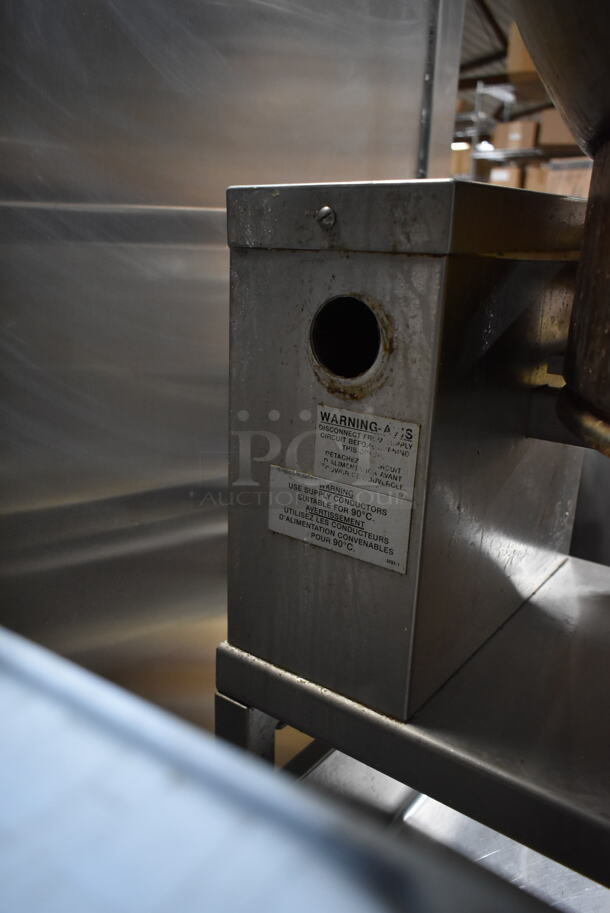 Market Forge R1600E Stainless Steel Commercial Floor Style 16 Gallon Tilting Skillet. 208 Volts, 1/3 Phase.  - Image 5 of 7