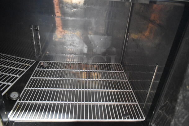 Everest EPPR2 Stainless Steel Commercial Pizza Prep Table w/ Oversized Stone Cutting Board on Commercial Casters. 115 Volts, 1 Phase. Tested and Working! - Image 6 of 8