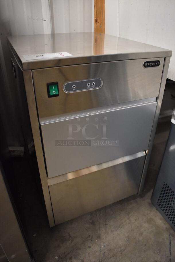 BRAND NEW SCRATCH AND DENT! Whynter FIM-450HS Stainless Steel Self Contained Ice Machine. 115 Volts, 1 Phase. 15x18.5x23. Tested and Working! - Image 2 of 6
