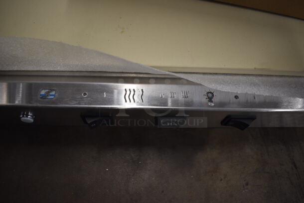 BRAND NEW! Alto-Shaam CS-200S Heated Dual Lamp Carving Station with Sneeze Guard and Box of New Bulbs - 120V. Tested and Working! - Image 3 of 8