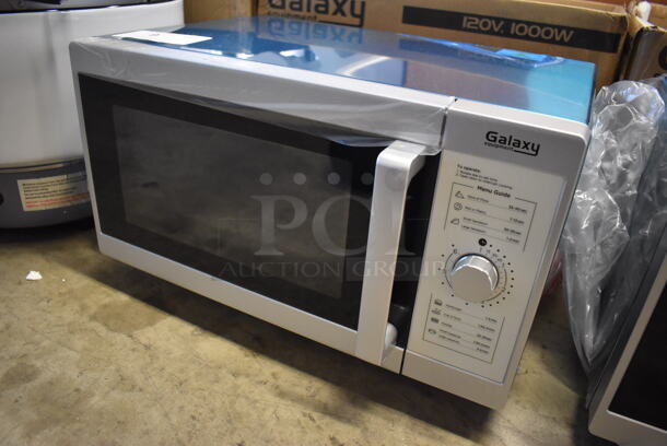 BRAND NEW IN BOX! 2022 Galaxy 177MW1000PD Stainless Steel Commercial Countertop Microwave Oven. 120 Volts, 1 Phase. 20x16x12. Tested and Working! - Image 2 of 8