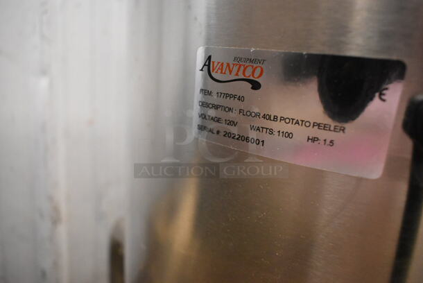 BRAND NEW SCRATCH AND DENT! 2022 Avantco 177PPF40 Stainless Steel Commercial Floor Style 40 Pound Potato Peeler. 120 Volts, 1 Phase. Tested and Working! - Image 11 of 11