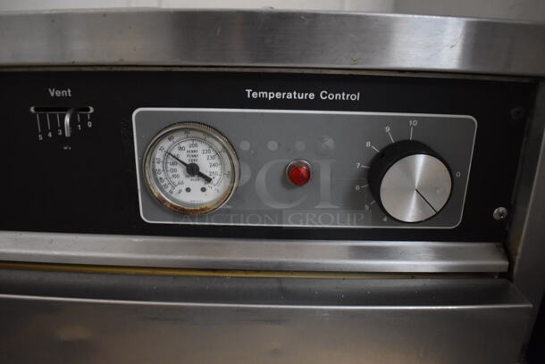 Henny Penny HC 900 Stainless Steel Commercial Heated Holding Cabinet on Commercial Casters. 24x30x37. Tested and Does Not Power On - Image 5 of 7