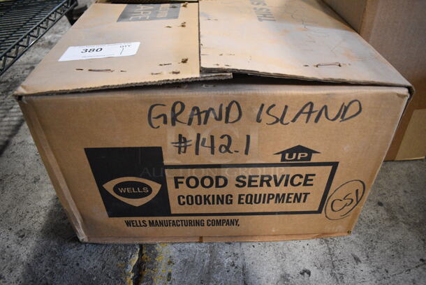 BRAND NEW IN BOX! Metal Warming Drop In. 14x22x9 - Image 4 of 4