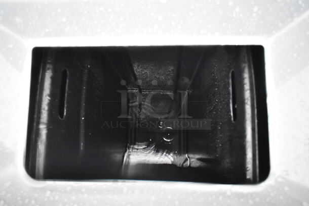 BRAND NEW SCRATCH AND DENT! Rubbermaid 6901961622GS Configure 23 Gallon Stenni Gray 1 Stream Mixed Recycling Indoor Square Recycling Container - Image 5 of 5