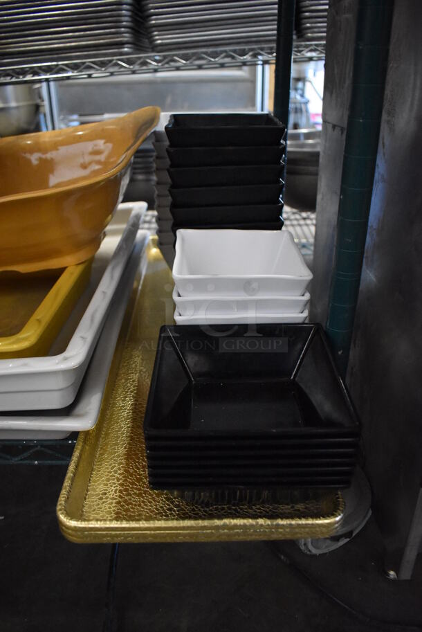 ALL ONE MONEY! Tier Lot of Various Items Including Poly Trays, Bowls and Buckets - Image 4 of 12