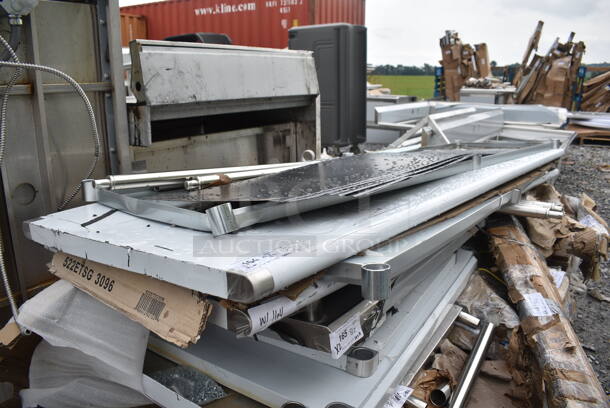 2 BRAND NEW SCRATCH AND DENT! Steelton 522ETSG3096 30" x 96" 18 Gauge 430 Stainless Steel Work Table with Undershelf. 2 Times Your Bid! - Image 2 of 4