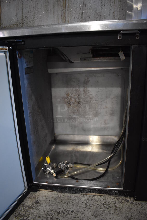 Perlick DS2KP Stainless Steel Commercial Direct Draw Kegerator w/ Beer Tower. 115 Volts, 1 Phase. 60x24.5x48. Tested and Working! - Image 8 of 10