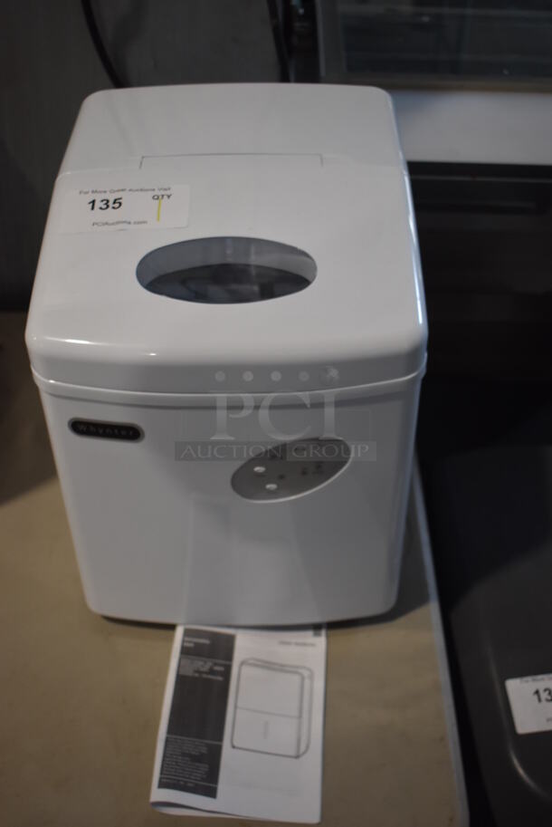 BRAND NEW SCRATCH AND DENT! Whynter IMC-330WS Stainless Steel Commercial Countertop Portable Ice Maker. 115 Volts, 1 Phase. Tested and Working! - Image 1 of 5