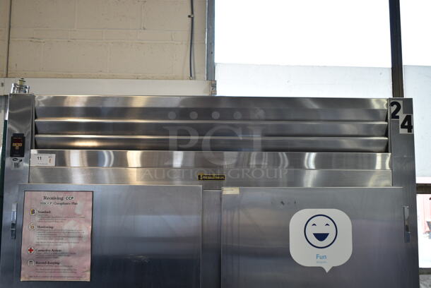 Traulsen ARI232LUT-FHS Stainless Steel Commercial 2 Door Roll In Rack Cooler w/ 2 Ramps. 115 Volts, 1 Phase. Tested and Working! - Image 2 of 5