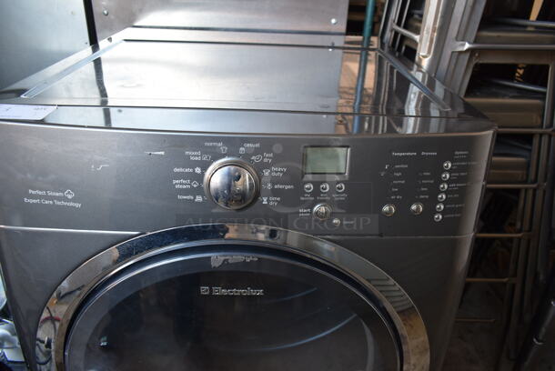 2014 Electrolux EIMGD60LT3 Natural Gas Powered Metal Front Load Dryer. 20,000 BTU. - Image 3 of 6