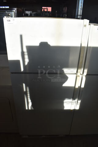 General Electric TBX18SIBQLWW Metal Cooler Freezer Combo Unit. 115 Volts, 1 Phase. 30x29x64. Tested and Working!