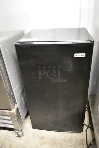 Igloo IRF32BK Metal Mini Cooler. 115 Volts, 1 Phase. Tested and Working!