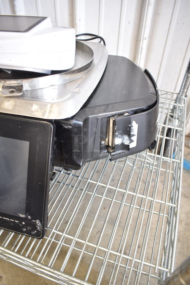 Hobart HTi Stainless Steel Commercial Countertop Scale w/ Detecto SCS30 30 Pound Capacity Scale. 120/208-240 Volts, 1 Phase.  - Image 4 of 6